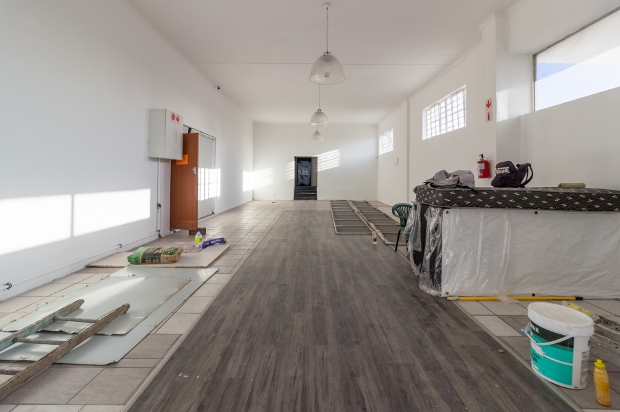To Let commercial Property for Rent in Korsten Eastern Cape